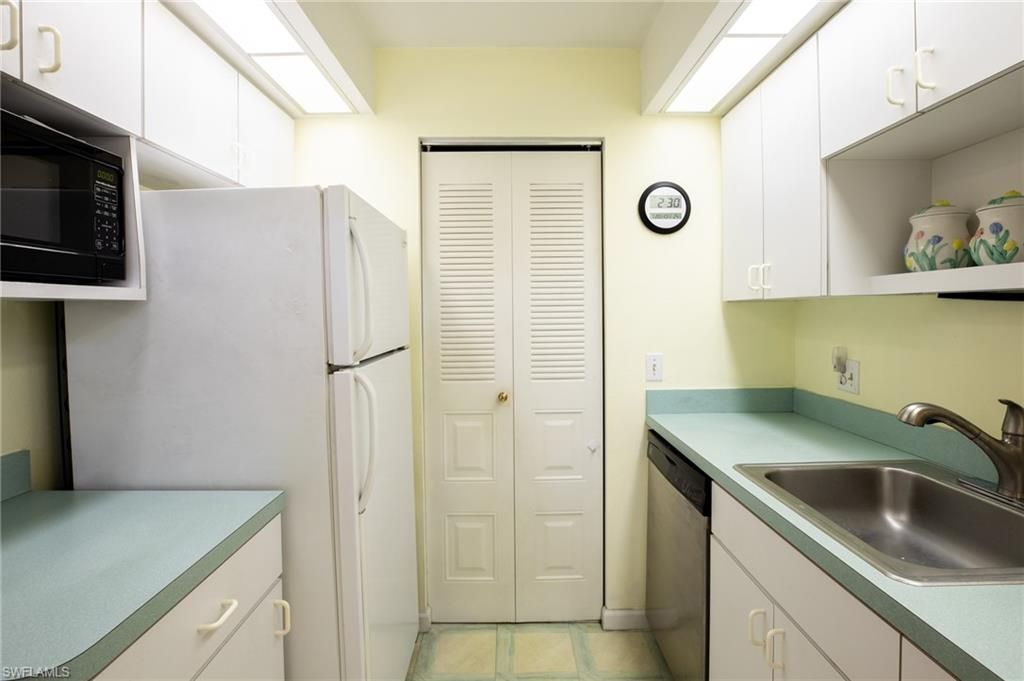 8041 S Woods Cir, Unit 14, Fort Myers, FL 33919 Photo
