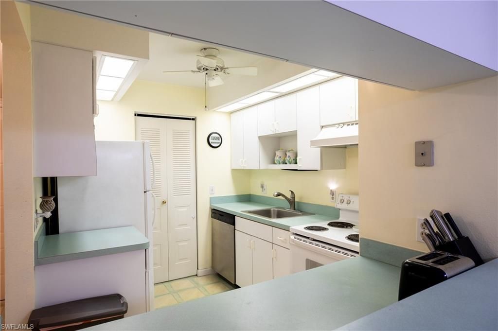 8041 S Woods Cir, Unit 14, Fort Myers, FL 33919 Photo