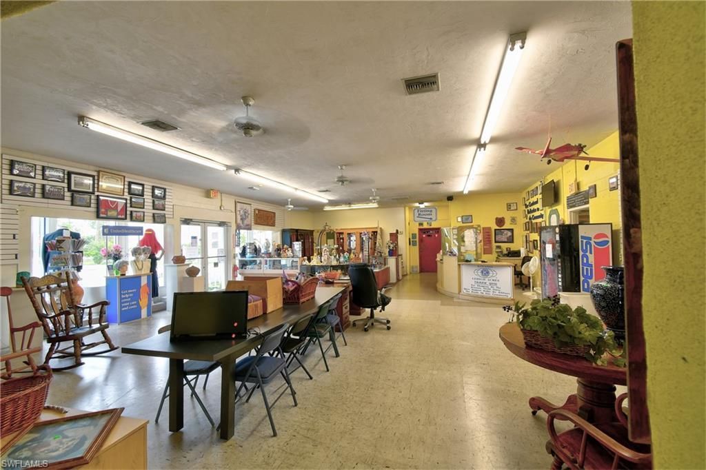 15 Homestead Rd S, Lehigh Acres, FL 33936 Photo