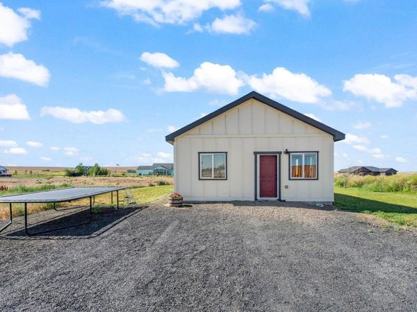 38220 E Fitness Ln, Davenport, WA 99112