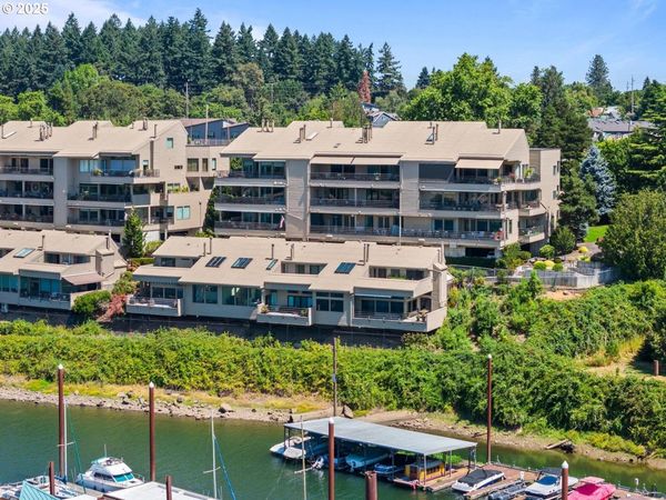 318 SE SPOKANE ST, Unit 3, Portland, OR 97202