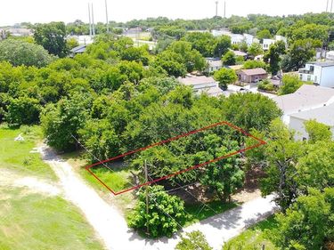 1304 Bliss Street, Dallas, TX 75203