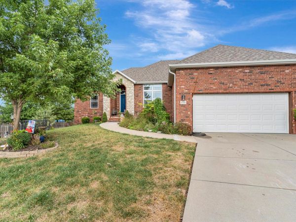 1731 E Blockade Court, Republic, MO 65738