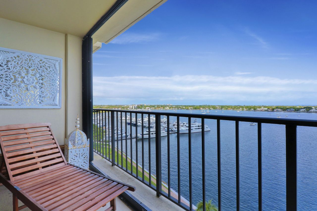130 Lakeshore Drive, Unit 1121, North Palm Beach, FL 33408 Photo