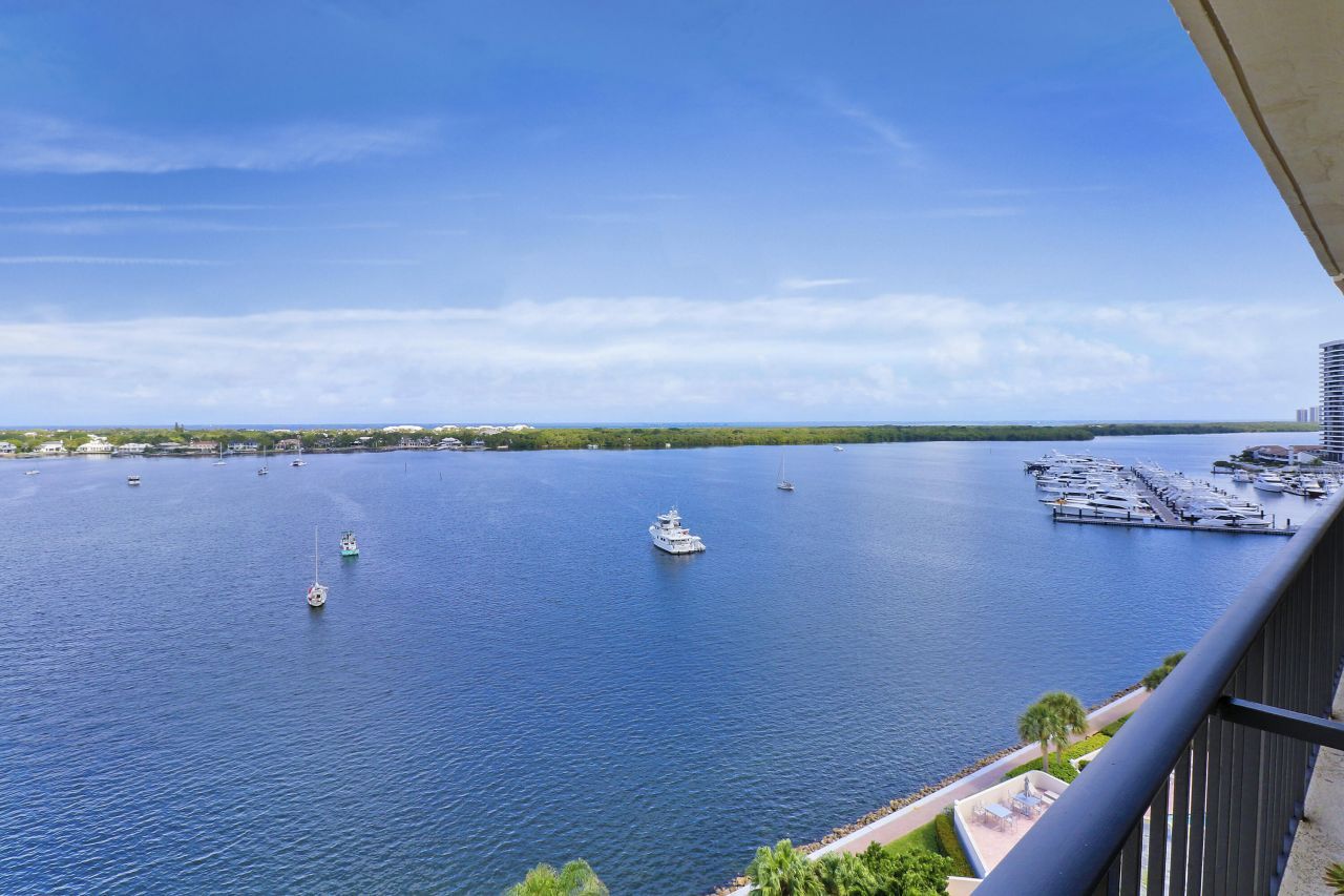 130 Lakeshore Drive, Unit 1121, North Palm Beach, FL 33408 Photo