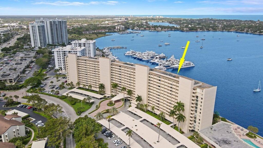 130 Lakeshore Drive, Unit 1121, North Palm Beach, FL 33408 Photo