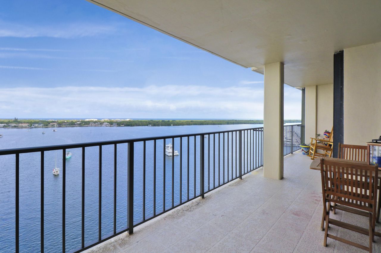 130 Lakeshore Drive, Unit 1121, North Palm Beach, FL 33408 Photo