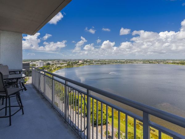 300 S Australian Avenue, Unit 1106, West Palm Beach, FL 33401