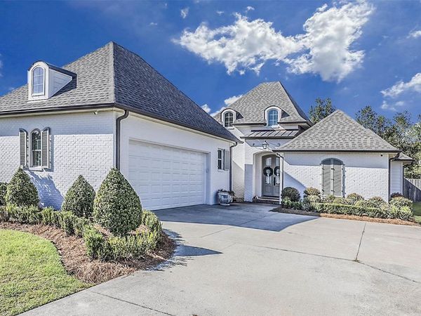 241 Rue Richard, Houma, LA 70359