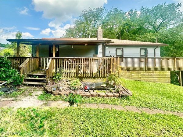967 7th Avenue, East Liverpool, OH 43920