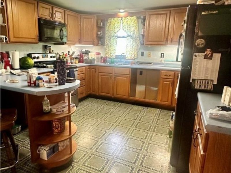 967 7th Avenue, East Liverpool, OH 43920 Photo 5
