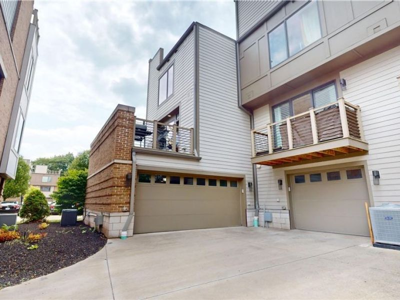 1412 Copper Trace, Cleveland Heights, OH 44118 Photo 2