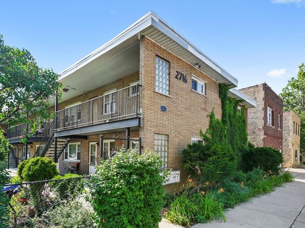 2716 Ridgeland Avenue, Unit 7, Berwyn, IL 60402