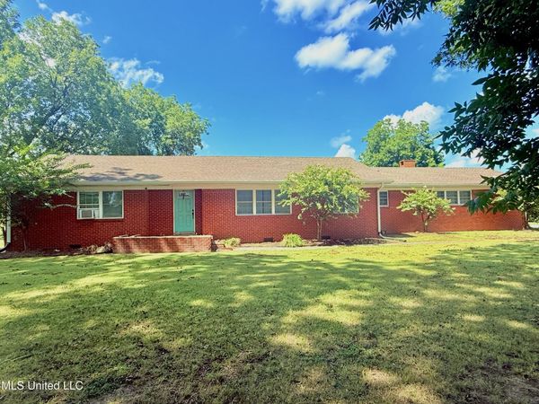 10688 Highway 12 West, Isola, MS 38754