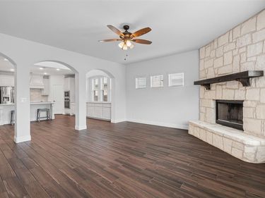 520 Ridgewater Trail, Fort Worth, TX 76131