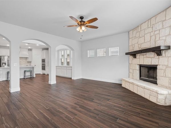 520 Ridgewater Trail, Fort Worth, TX 76131