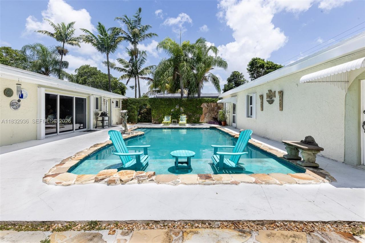 19521 SW 128th Ct, Miami, FL 33177 Photo