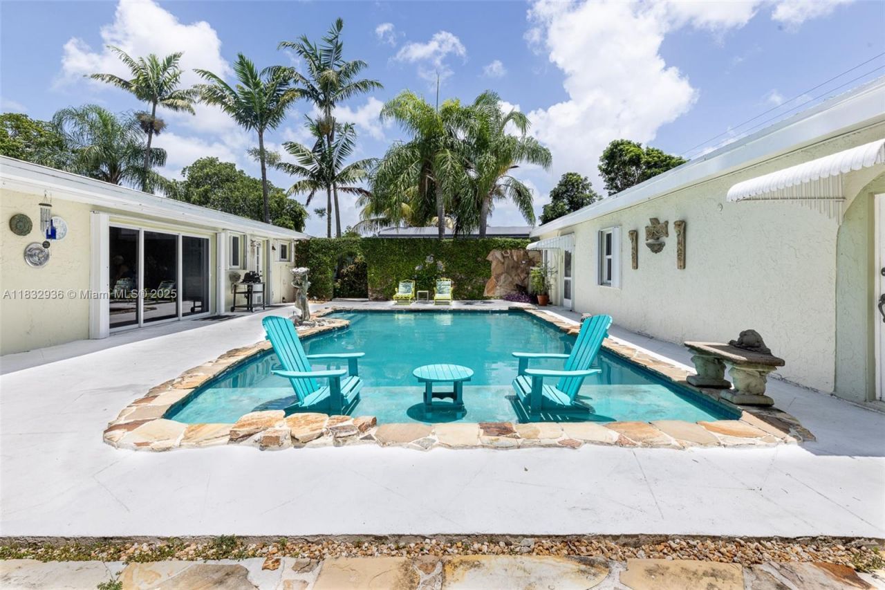 19521 SW 128th Ct, Miami, FL 33177 Photo