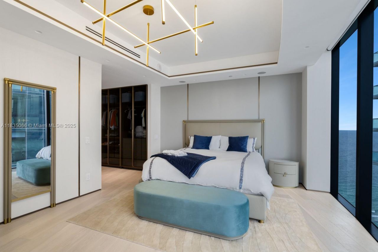 18555 Collins Ave, Unit 2701, Sunny Isles Beach, FL 33160 Photo