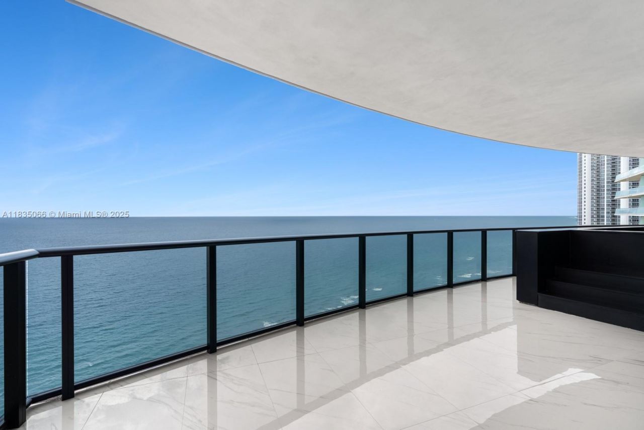 18555 Collins Ave, Unit 2701, Sunny Isles Beach, FL 33160 Photo