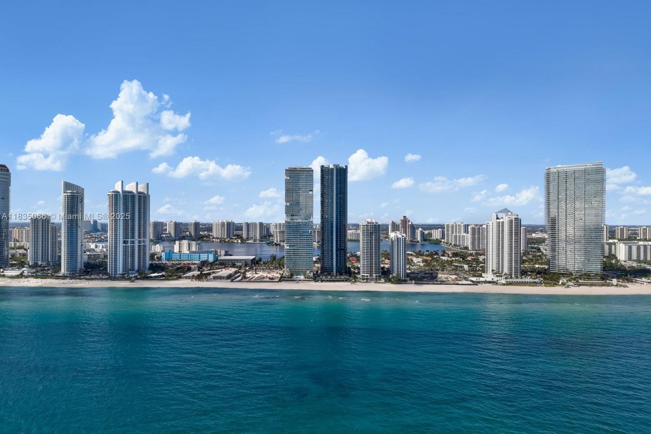 18555 Collins Ave, Unit 2701, Sunny Isles Beach, FL 33160 Photo