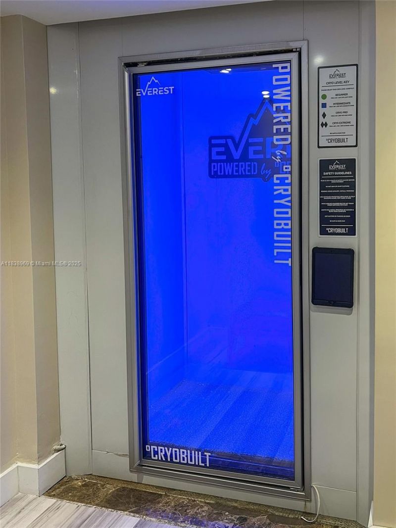 6799 Collins Ave, Unit 804, Miami Beach, FL 33141 Photo