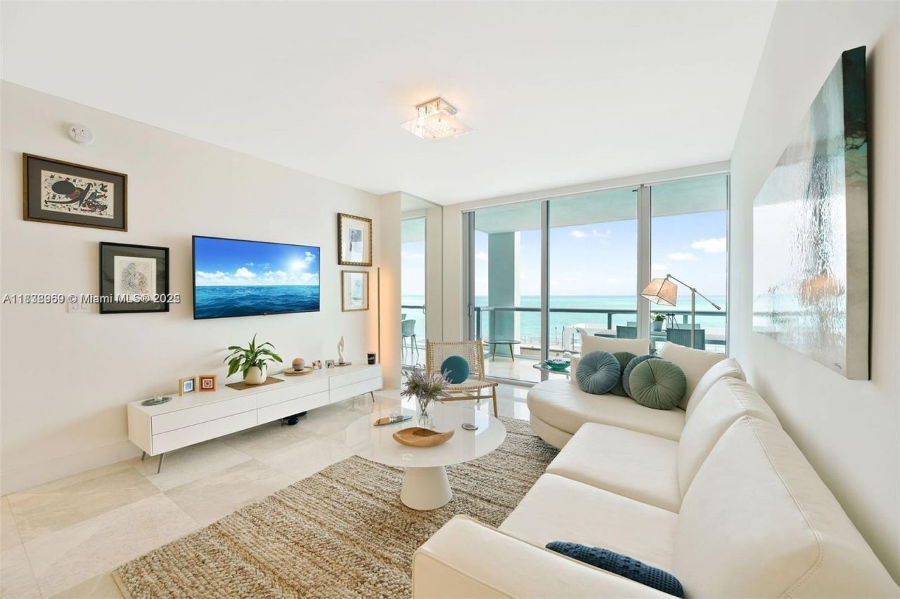 6799 Collins Ave, Unit 804, Miami Beach, FL 33141 Photo