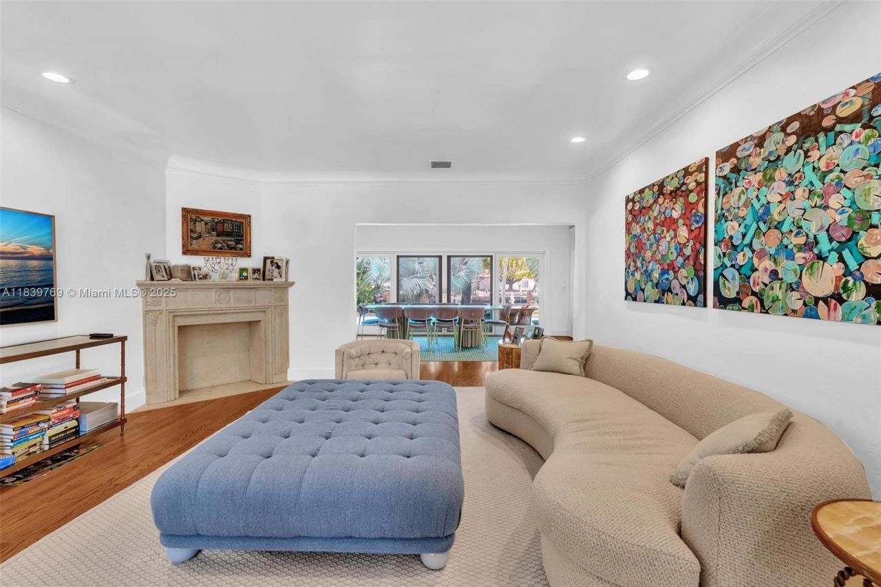 924 Belle Meade Island Dr, Miami, FL 33138 Photo