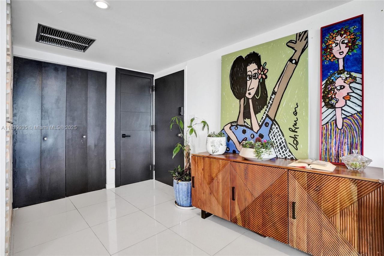 11111 Biscayne Blvd, Unit 1915, Miami, FL 33181 Photo