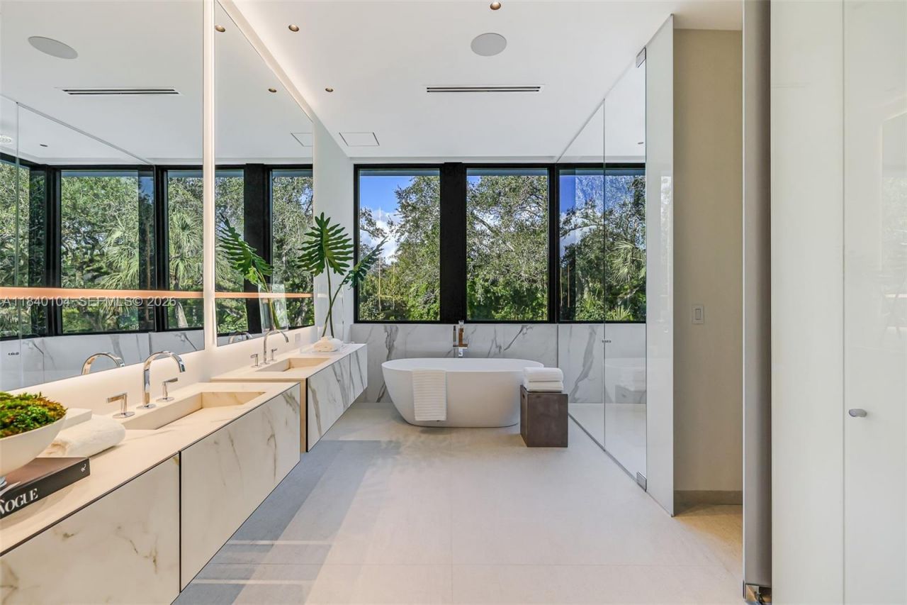 3860 Little Ave, Miami, FL 33133 Photo