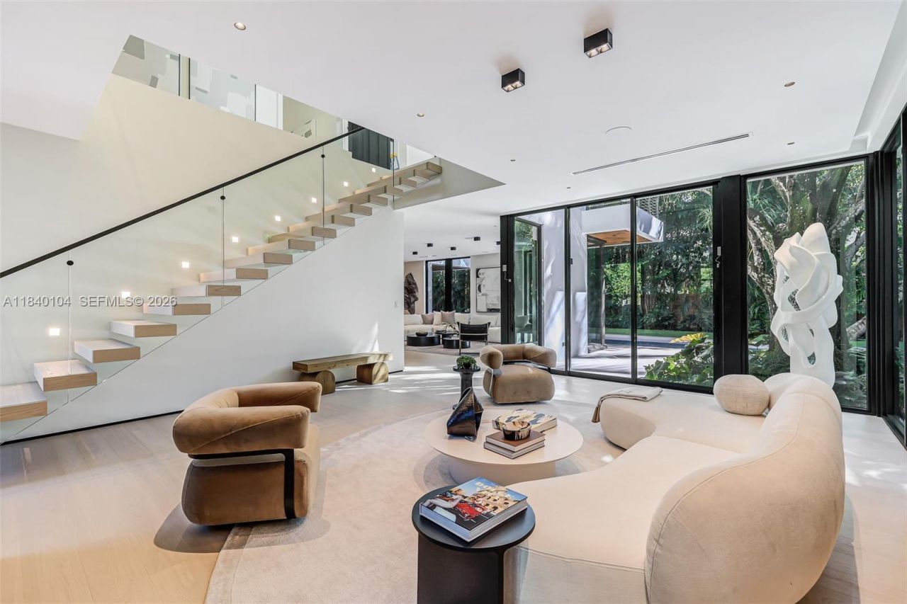 3860 Little Ave, Miami, FL 33133 Photo