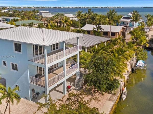 142 Peg Leg Ln, Lower Keys, FL 33042