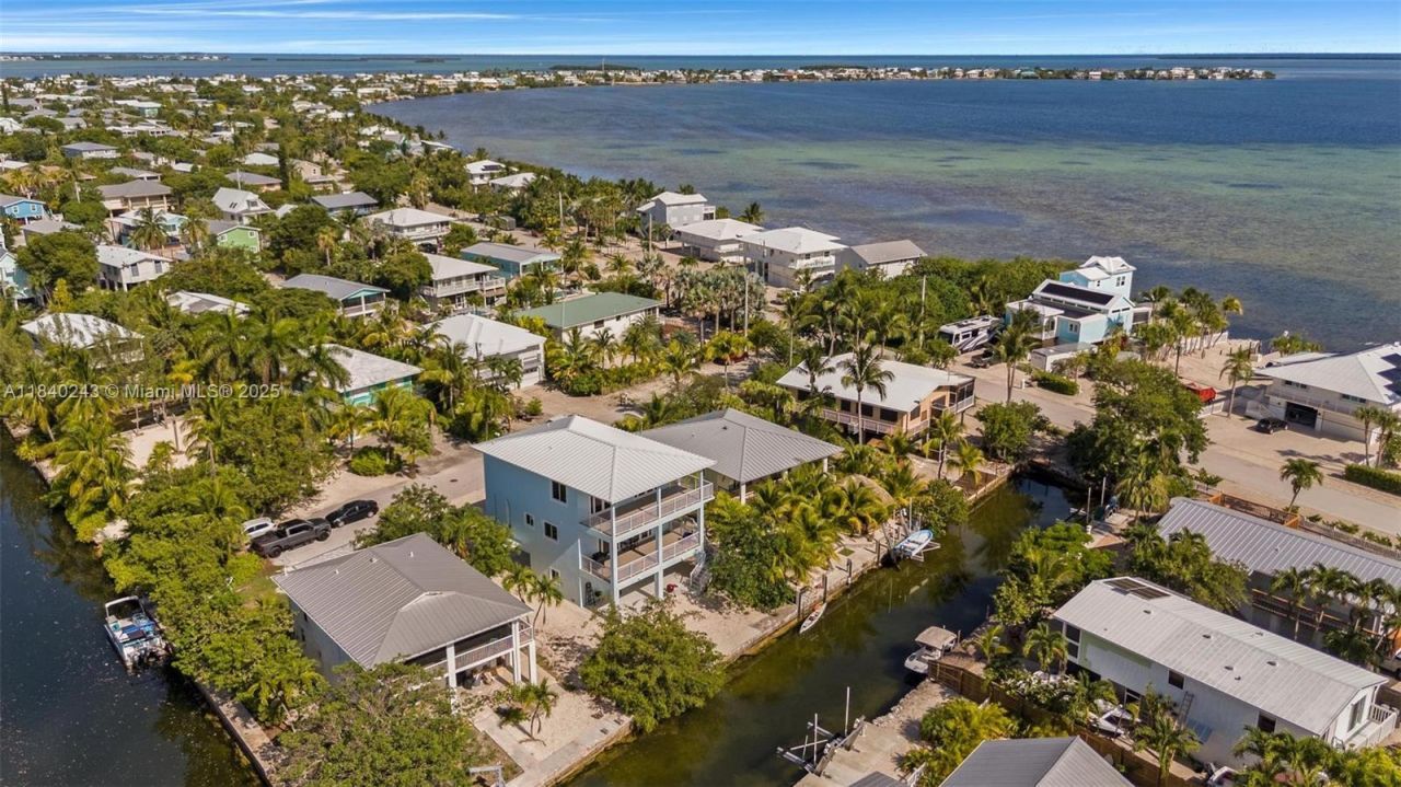 142 Peg Leg Ln, Lower Keys, FL 33042 Photo