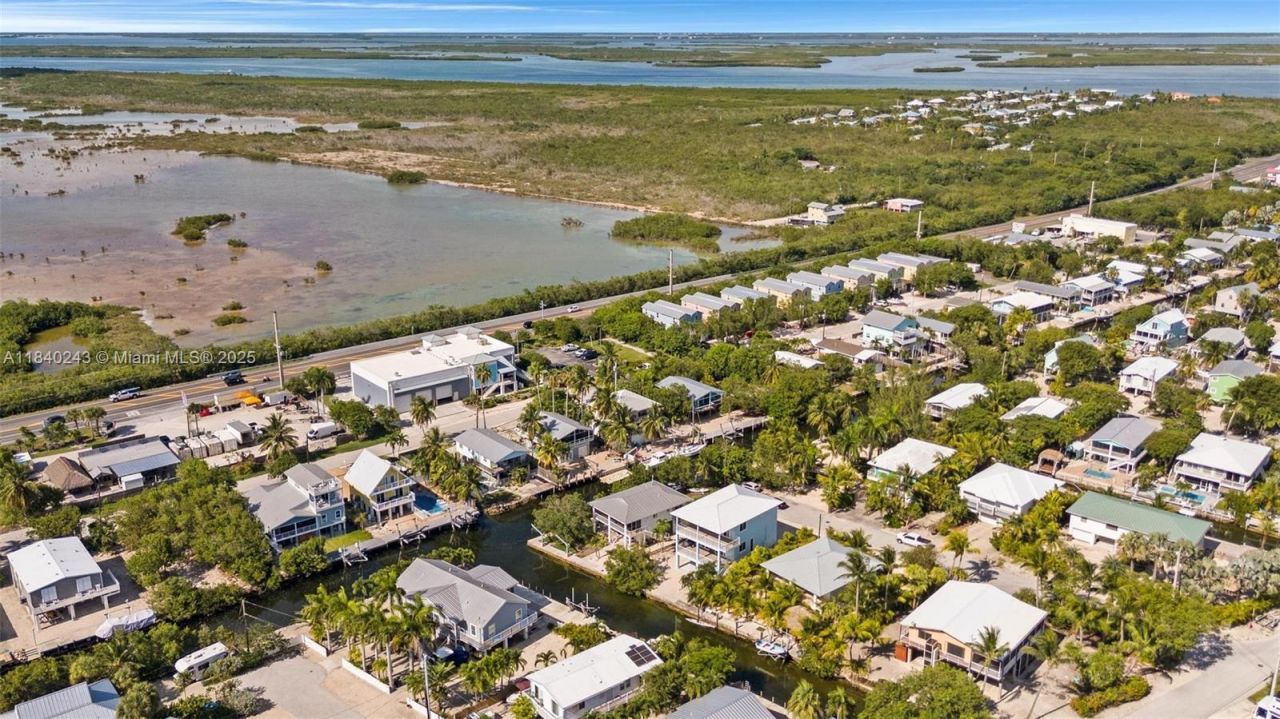 142 Peg Leg Ln, Lower Keys, FL 33042 Photo