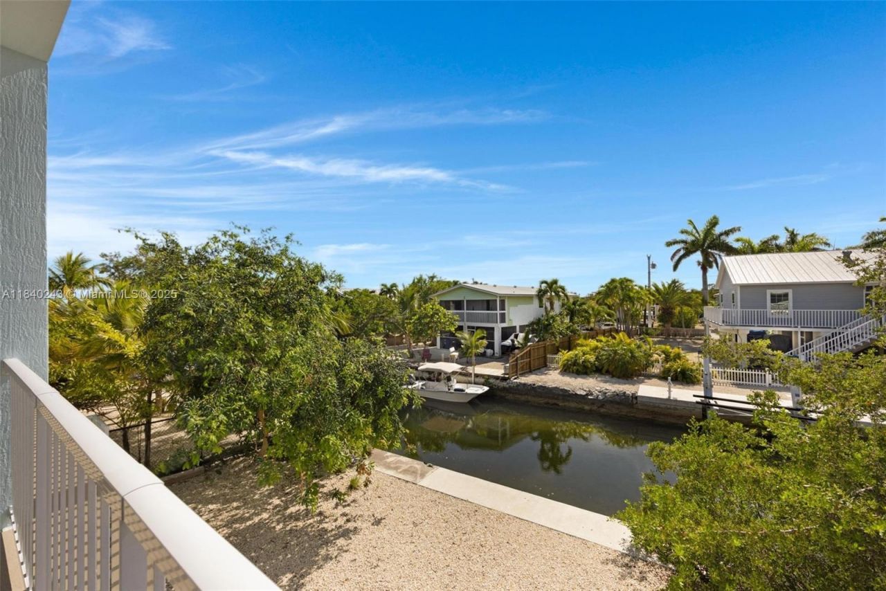 142 Peg Leg Ln, Lower Keys, FL 33042 Photo
