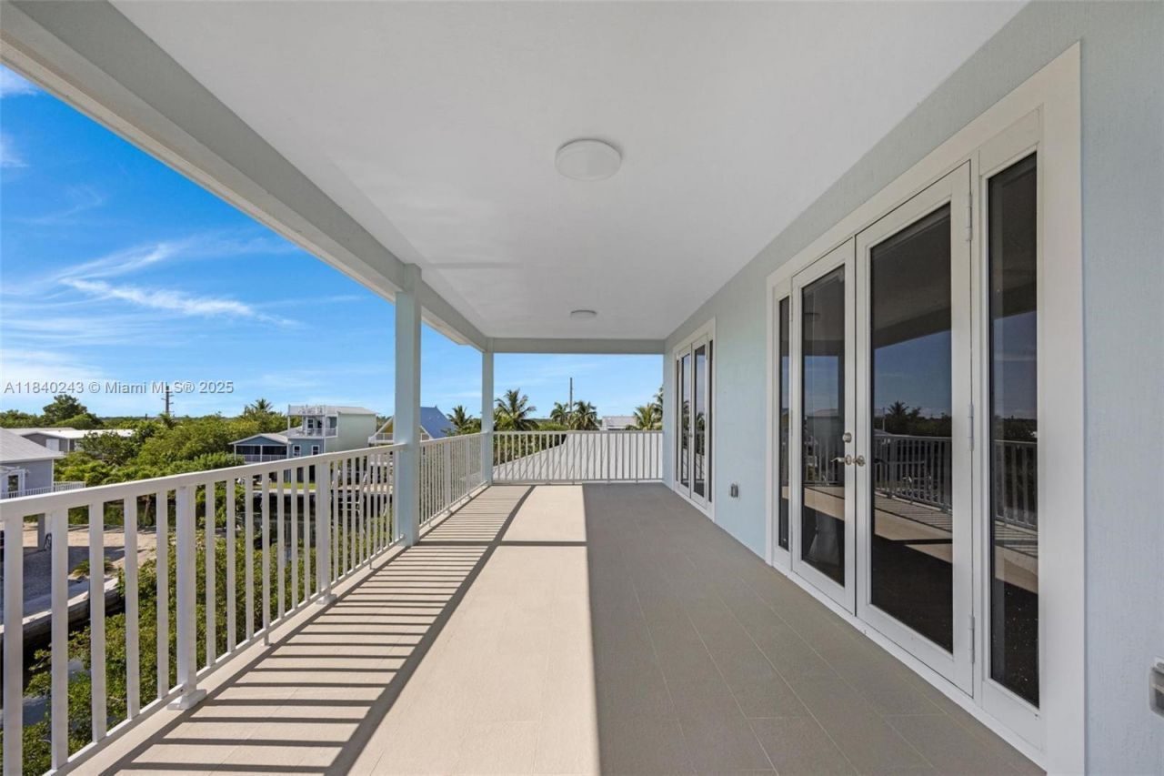 142 Peg Leg Ln, Lower Keys, FL 33042 Photo