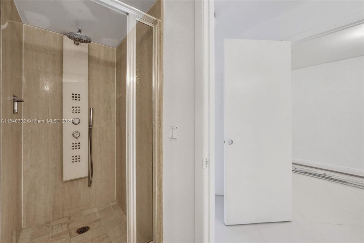 1201 S Ocean Dr, Unit 402S, Hollywood, FL 33019 Photo