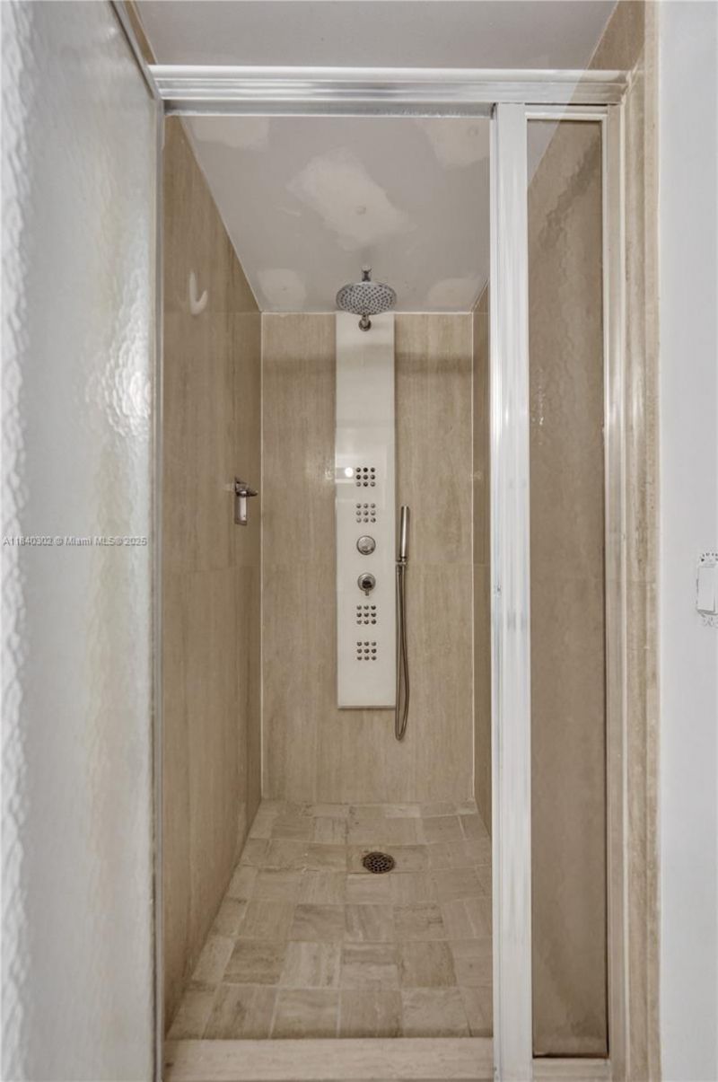 1201 S Ocean Dr, Unit 402S, Hollywood, FL 33019 Photo