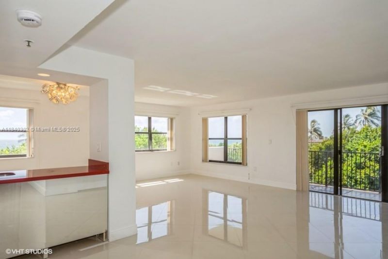 1201 S Ocean Dr, Unit 402S, Hollywood, FL 33019 Photo