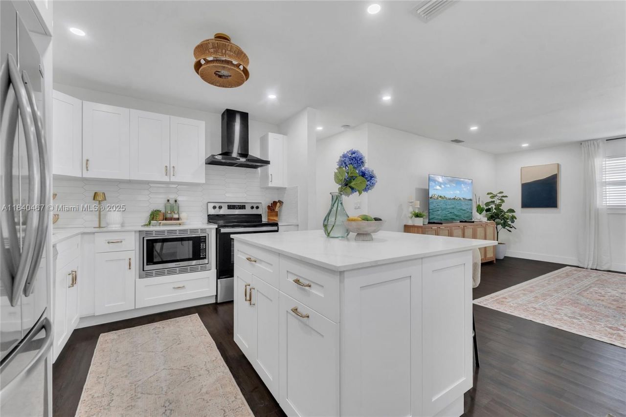 2851 Washington St, Hollywood, FL 33020 Photo