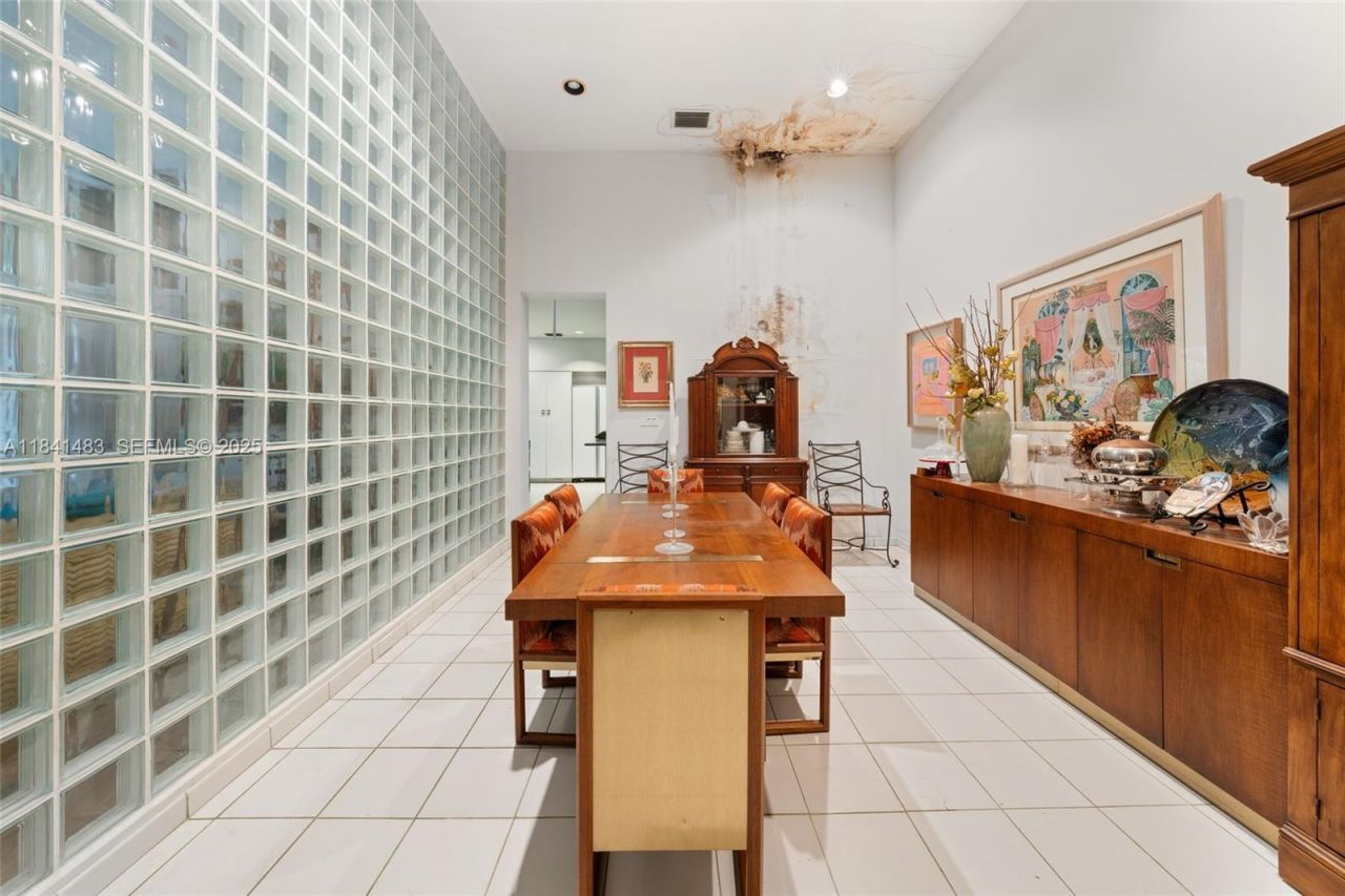 6002 SW 79th Ct, Miami, FL 33143 Photo