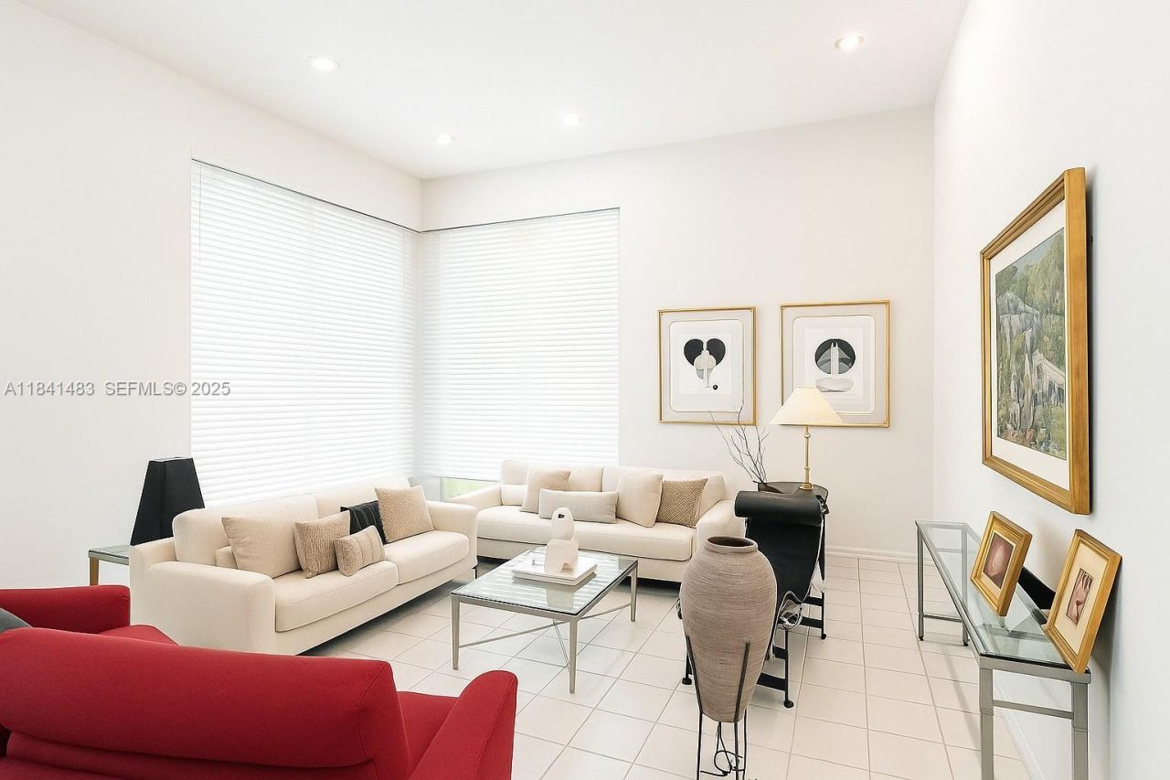 6002 SW 79th Ct, Miami, FL 33143 Photo