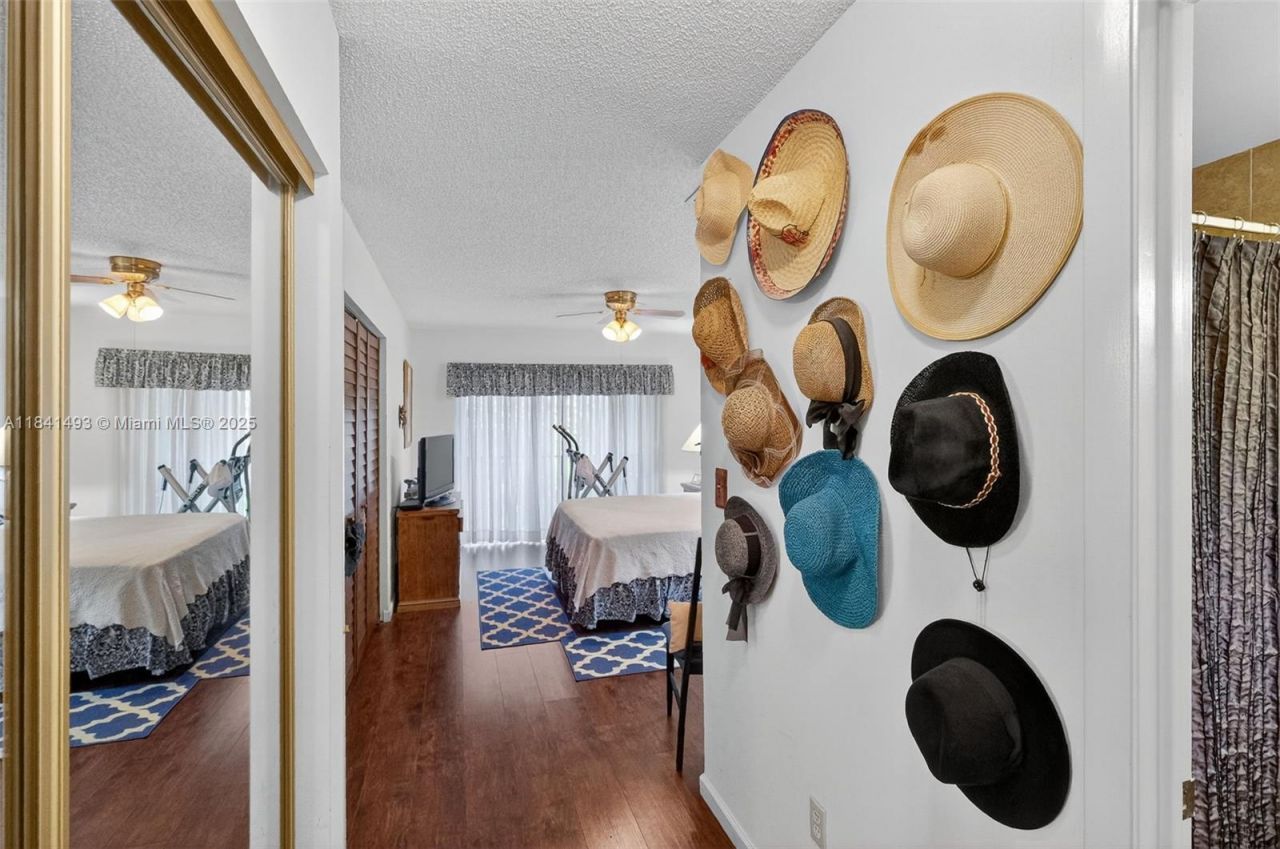 3402 Torremolinos Ave, Unit F-35, Doral, FL 33178 Photo