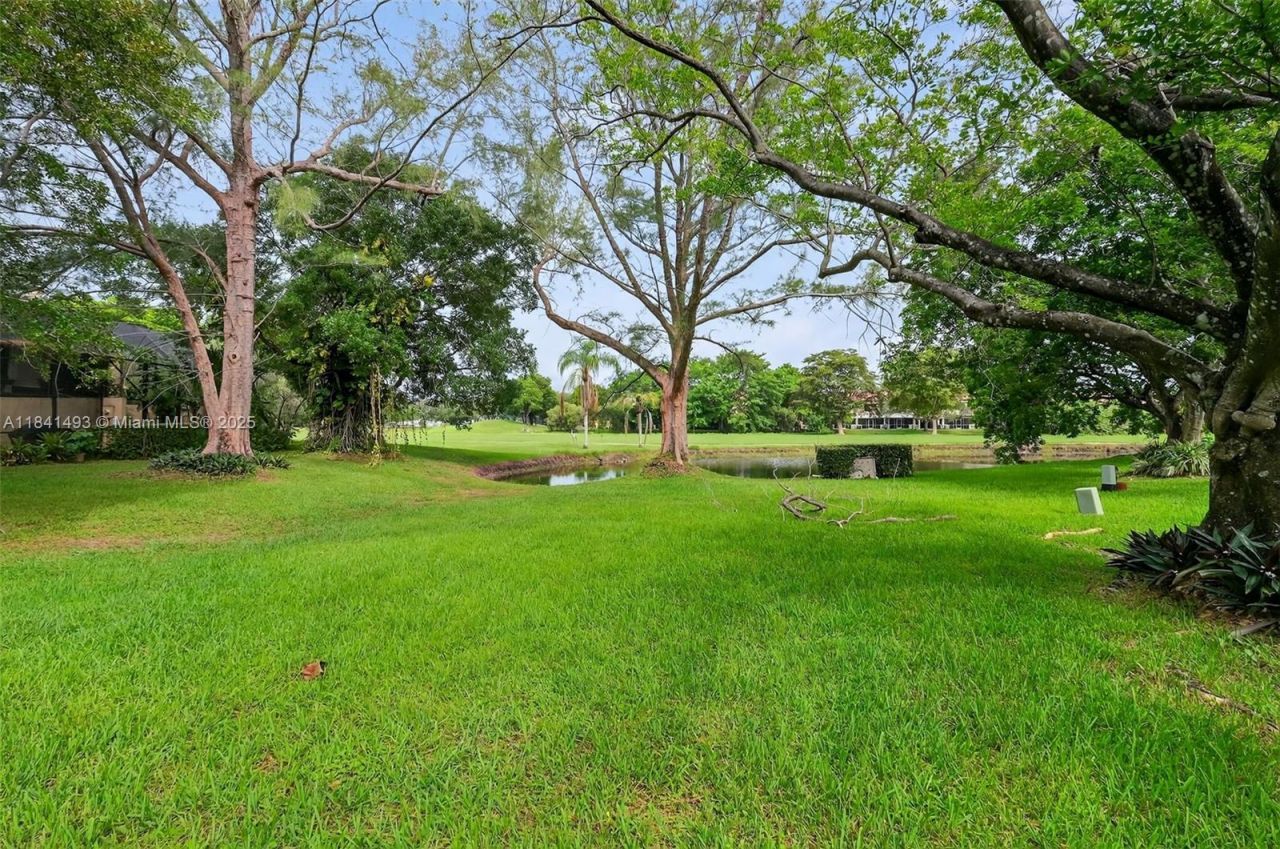 3402 Torremolinos Ave, Unit F-35, Doral, FL 33178 Photo