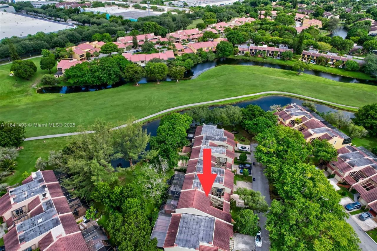 3402 Torremolinos Ave, Unit F-35, Doral, FL 33178 Photo