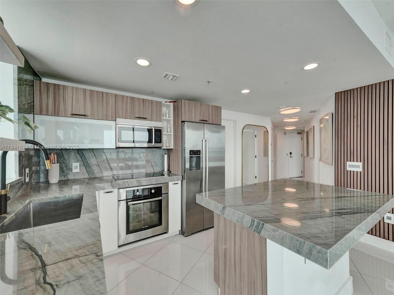 6700 Indian Creek Dr, Unit 1502, Miami Beach, FL 33141 Photo