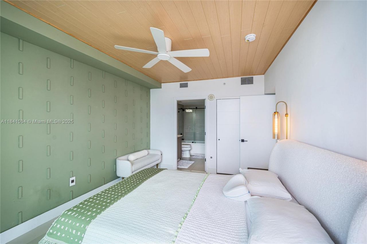 6700 Indian Creek Dr, Unit 1502, Miami Beach, FL 33141 Photo