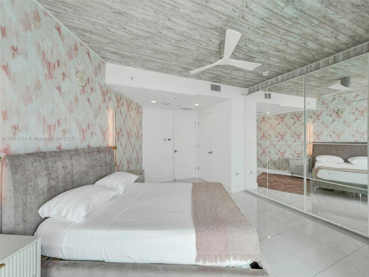 6700 Indian Creek Dr, Unit 1502, Miami Beach, FL 33141 Photo