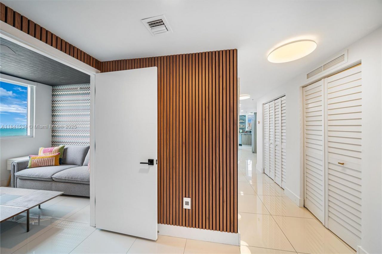 6700 Indian Creek Dr, Unit 1502, Miami Beach, FL 33141 Photo