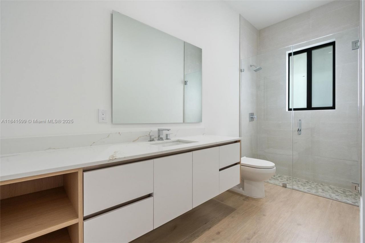 8231 SW 193rd Terrace, Miami, FL 33157 Photo